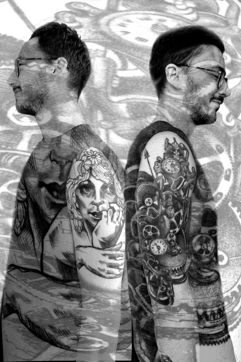 jeune horloge fille.jpg