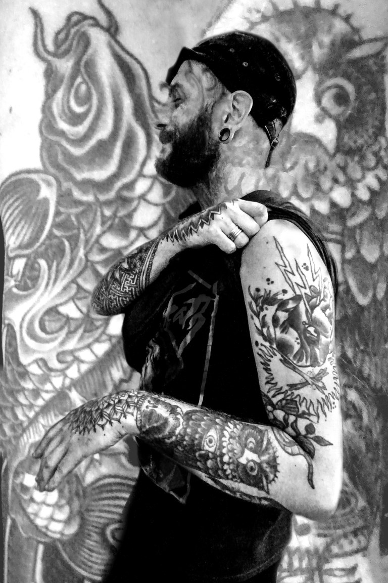 tatoué bonnet NB.jpg